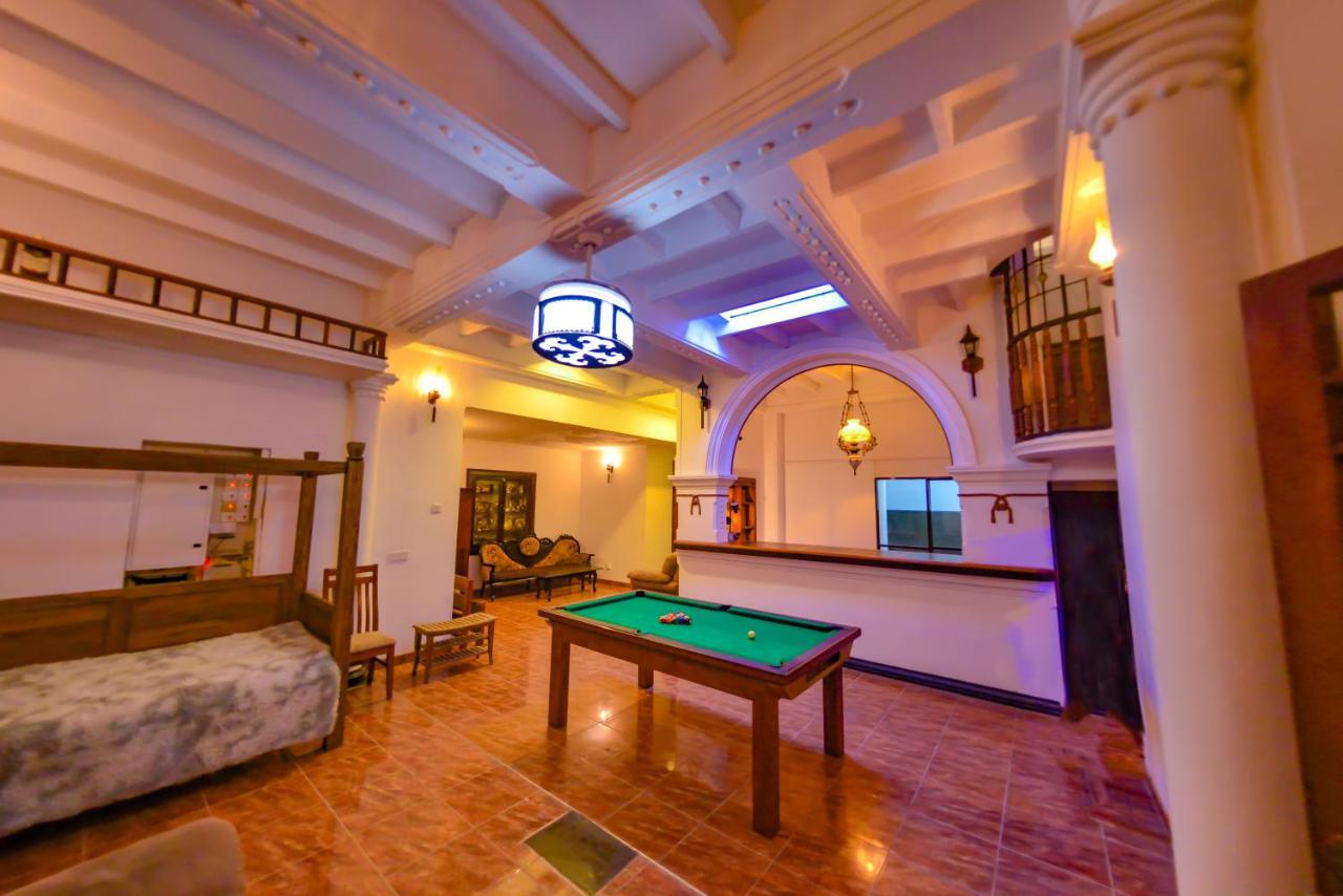 The Castle By Don Louis Hotel Kandy Exterior photo